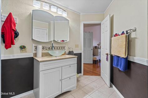 28 Cedar Court Queensbury NY 12804