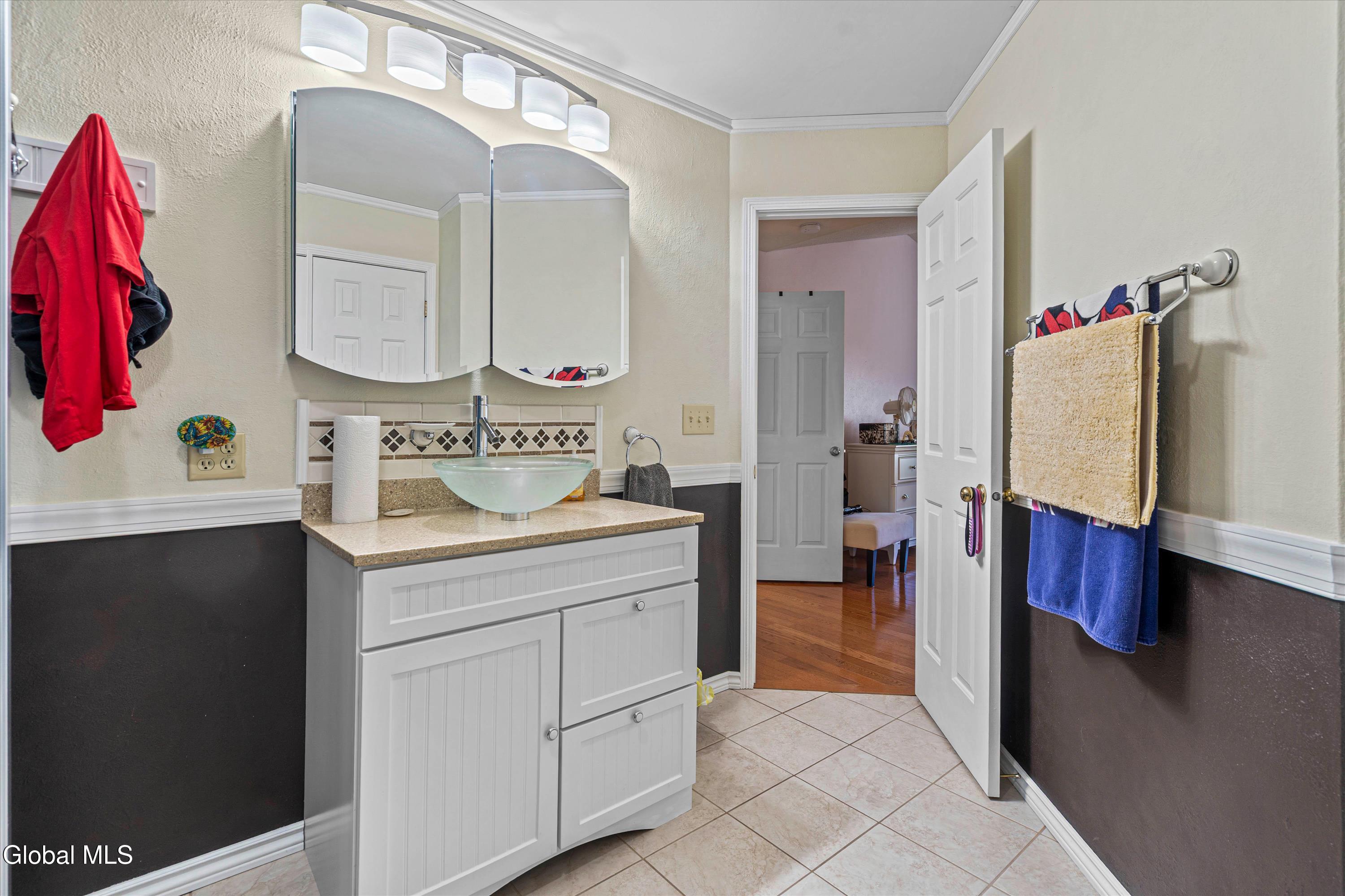 28 Cedar Court Queensbury NY 12804