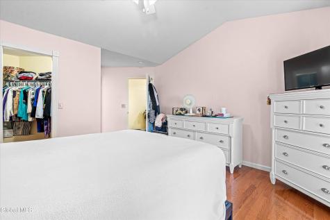 28 Cedar Court Queensbury NY 12804