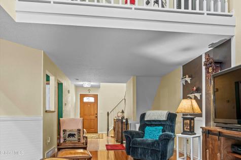 28 Cedar Court Queensbury NY 12804