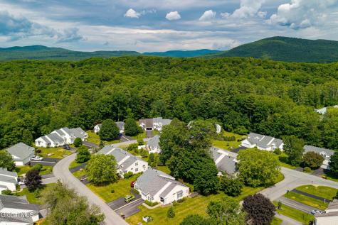 28 Cedar Court Queensbury NY 12804
