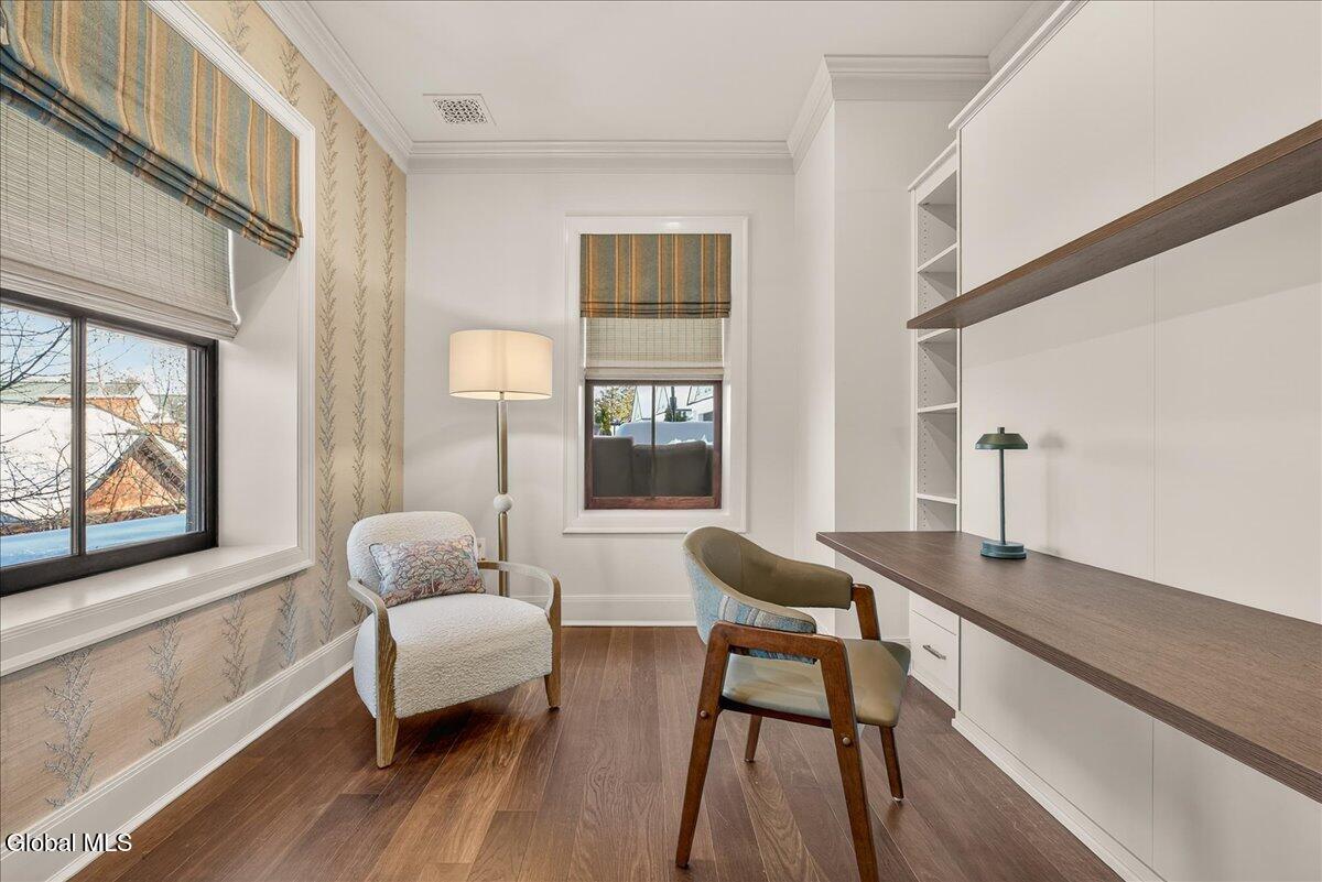 122 Regent Street Saratoga Springs NY 12866