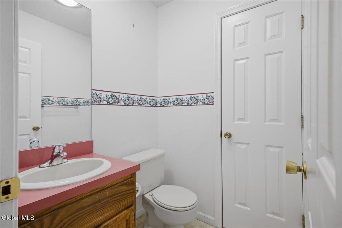35 Walker Lane Queensbury NY 12804