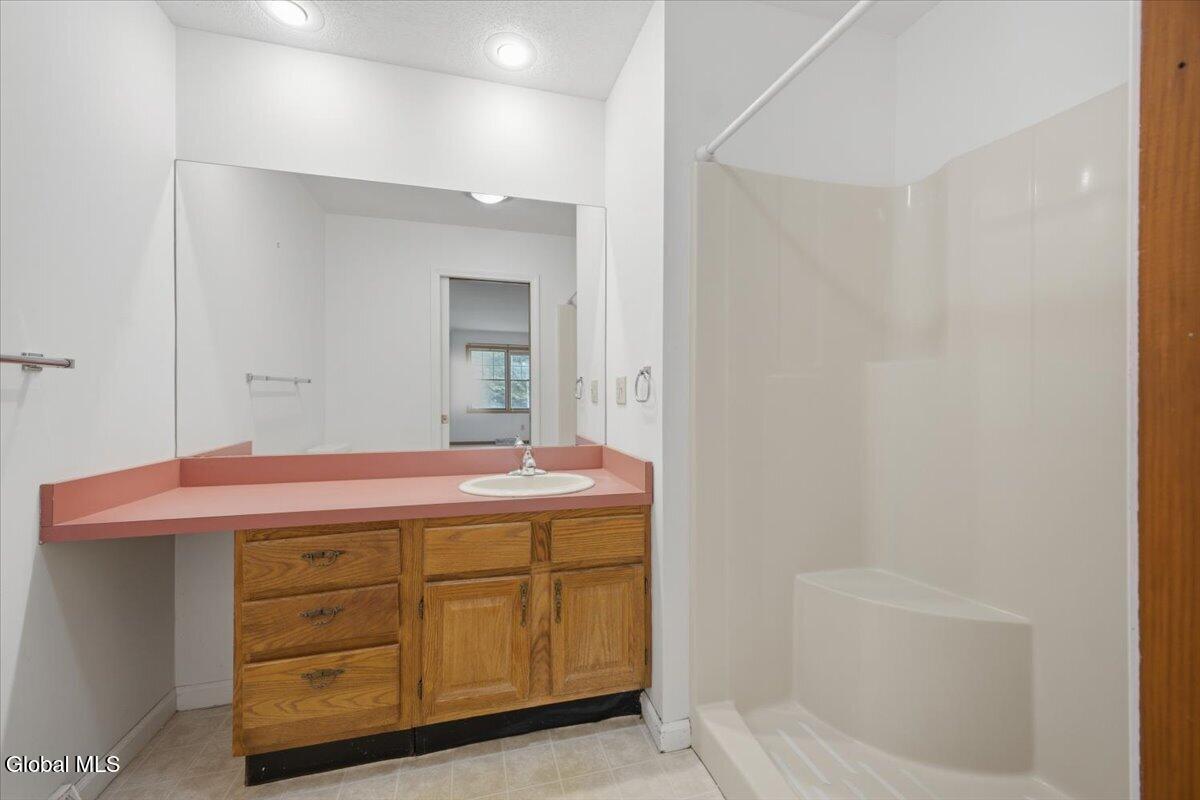 35 Walker Lane Queensbury NY 12804