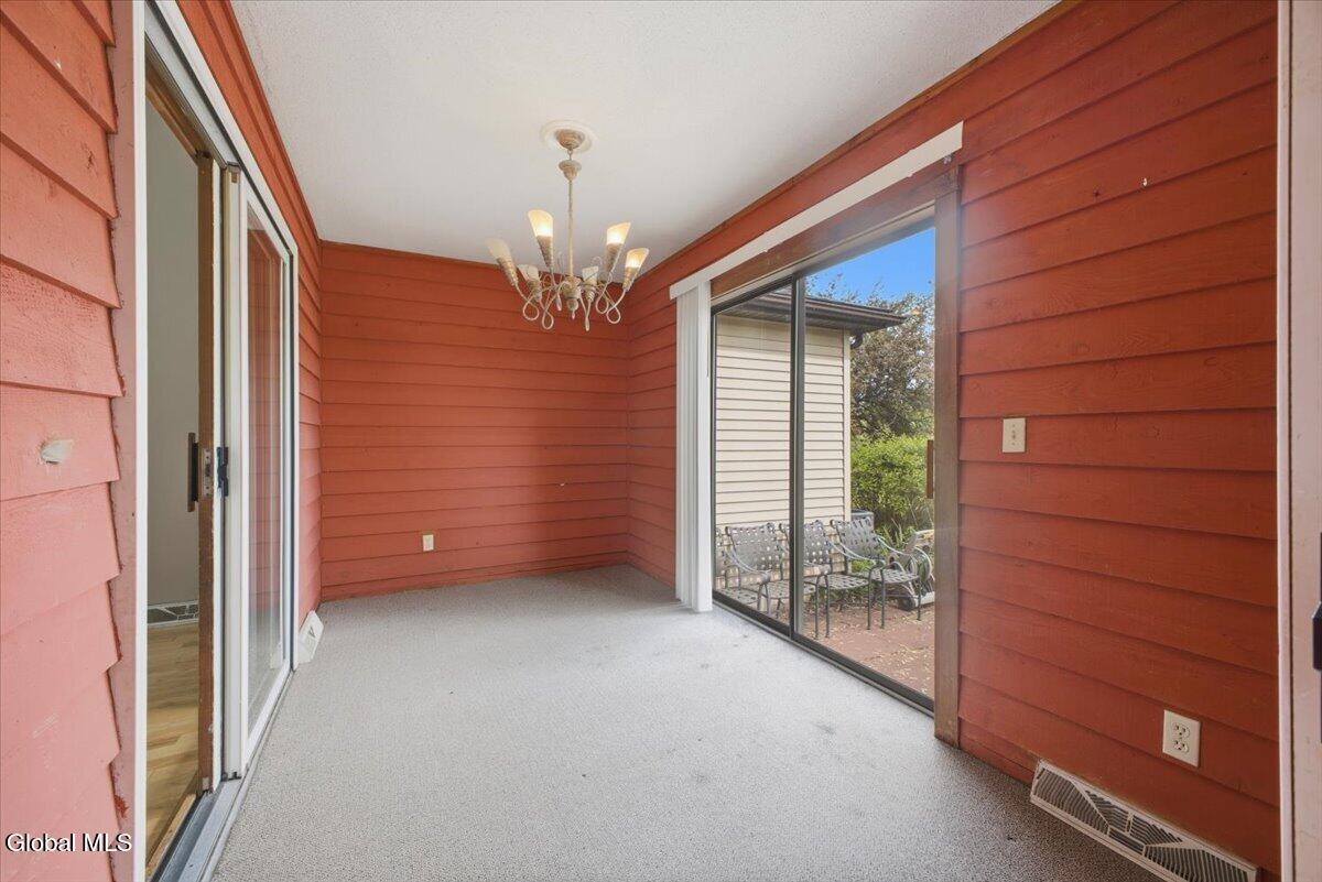 35 Walker Lane Queensbury NY 12804