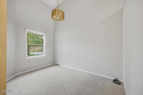 35 Walker Lane Queensbury NY 12804