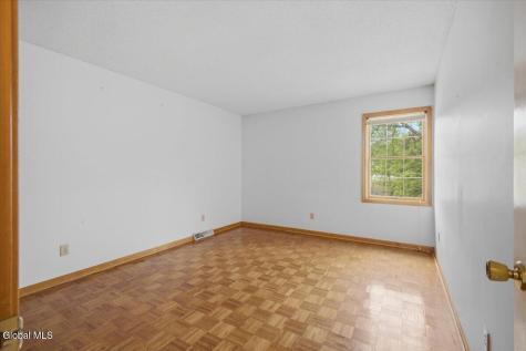 35 Walker Lane Queensbury NY 12804