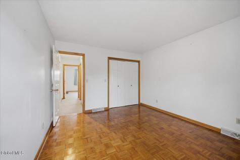 35 Walker Lane Queensbury NY 12804