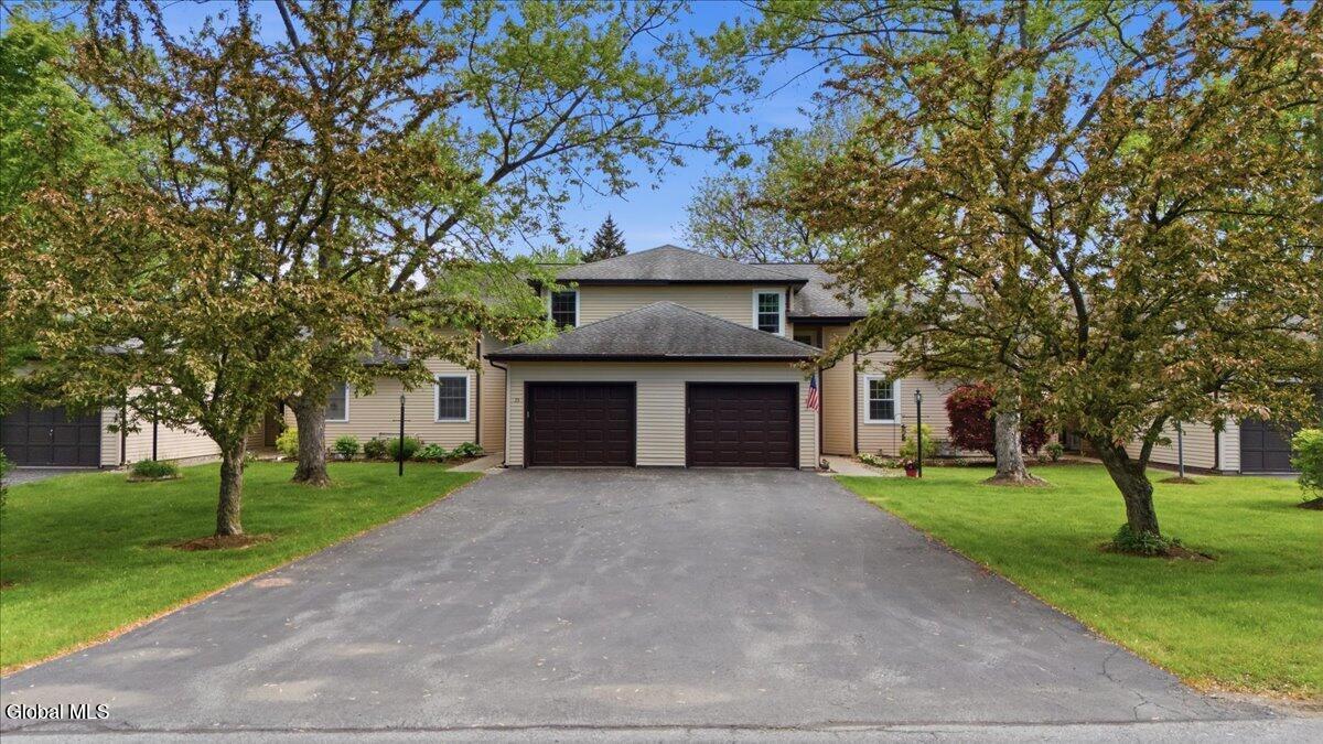 35 Walker Lane Queensbury NY 12804