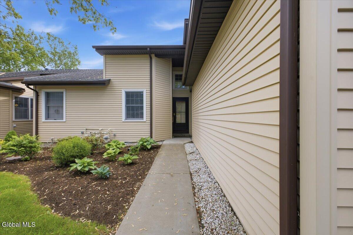 35 Walker Lane Queensbury NY 12804
