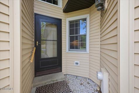 35 Walker Lane Queensbury NY 12804