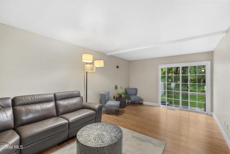 84 Velina Drive Albany NY 12203