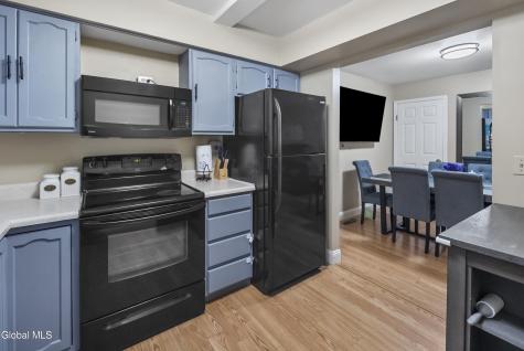 84 Velina Drive Albany NY 12203