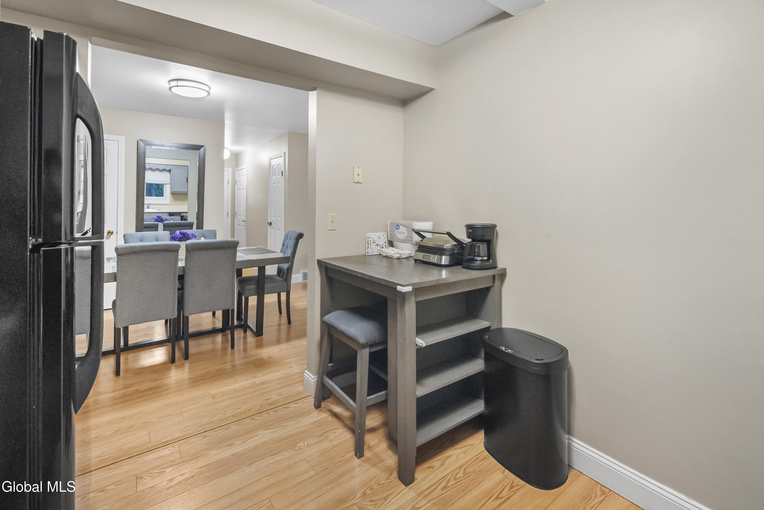 84 Velina Drive Albany NY 12203