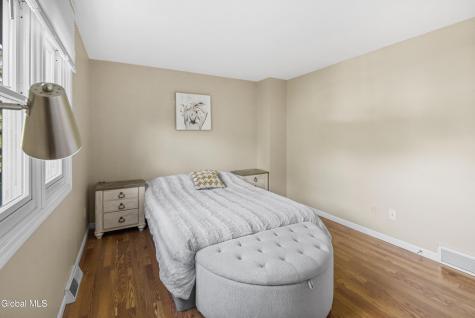 84 Velina Drive Albany NY 12203