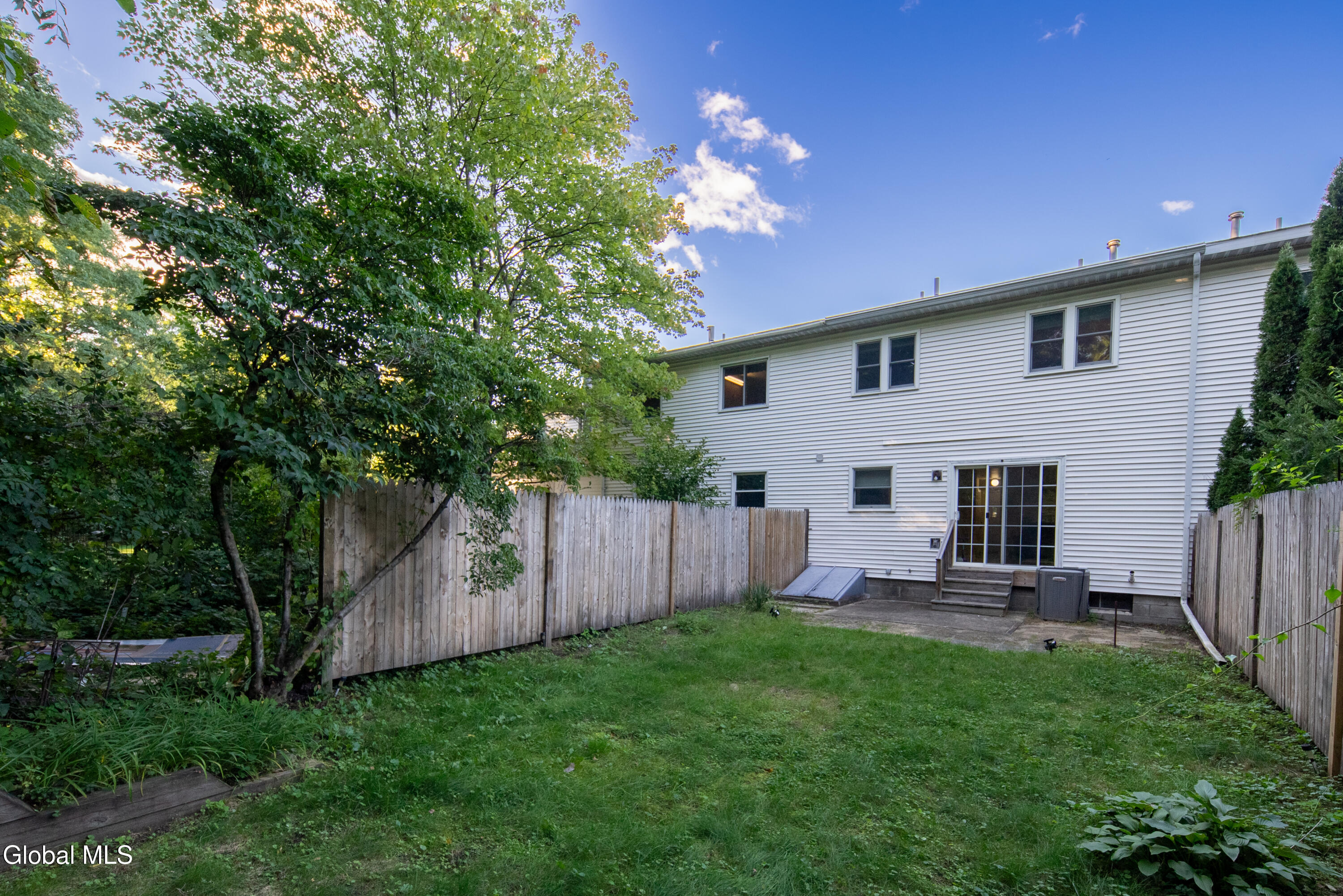 84 Velina Drive Albany NY 12203