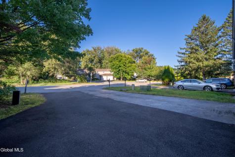 84 Velina Drive Albany NY 12203