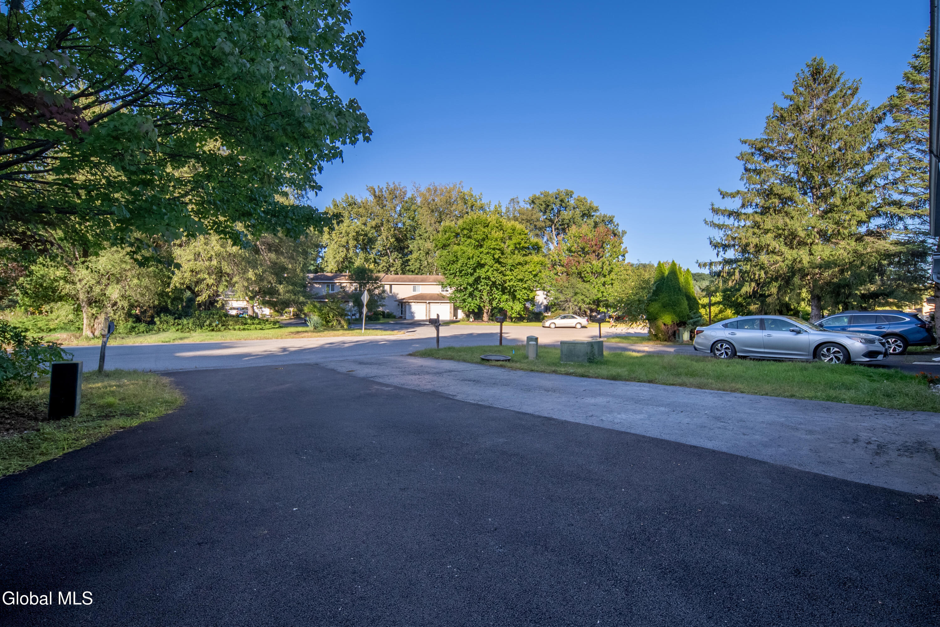 84 Velina Drive Albany NY 12203