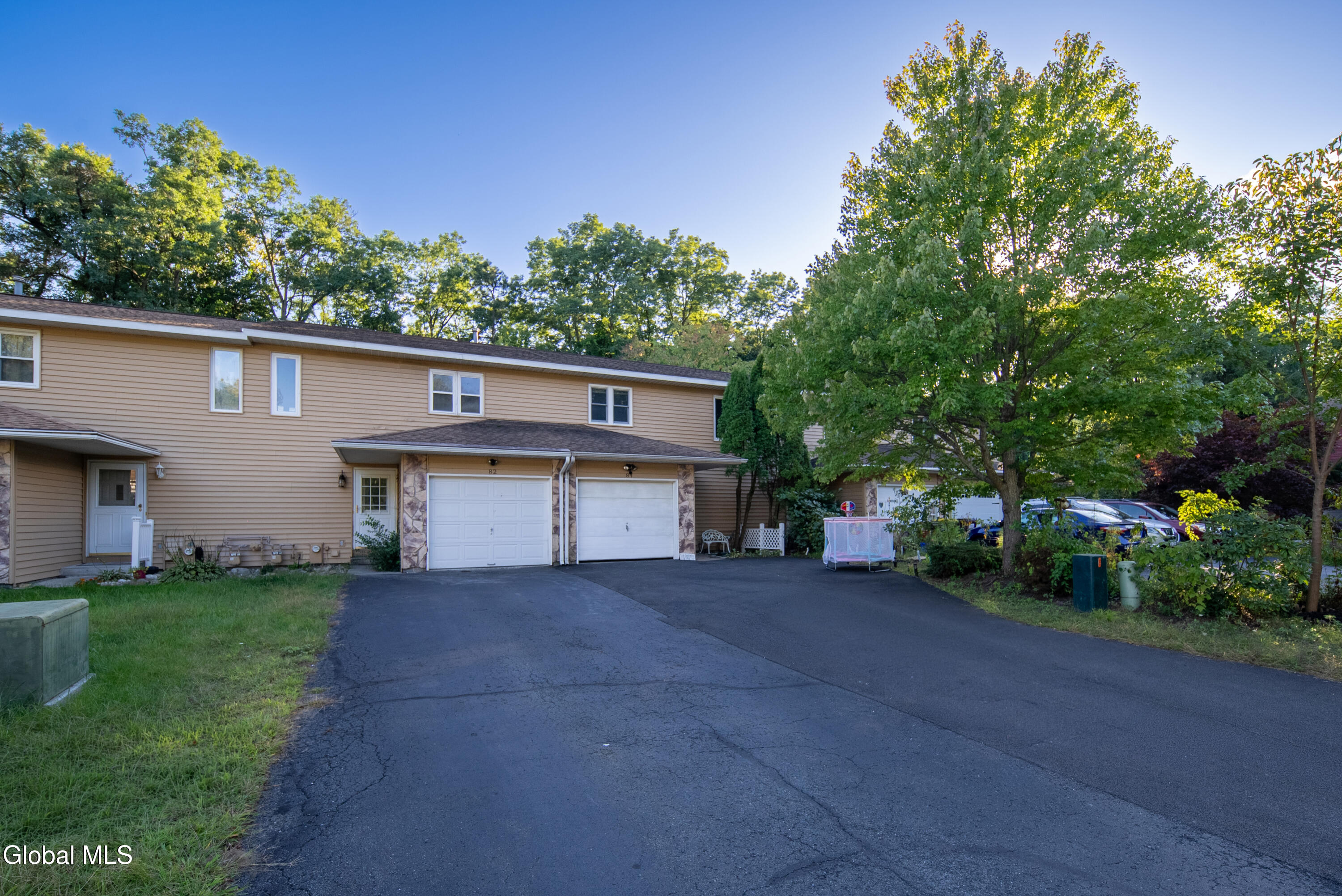 84 Velina Drive Albany NY 12203