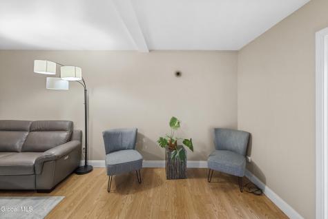 84 Velina Drive Albany NY 12203