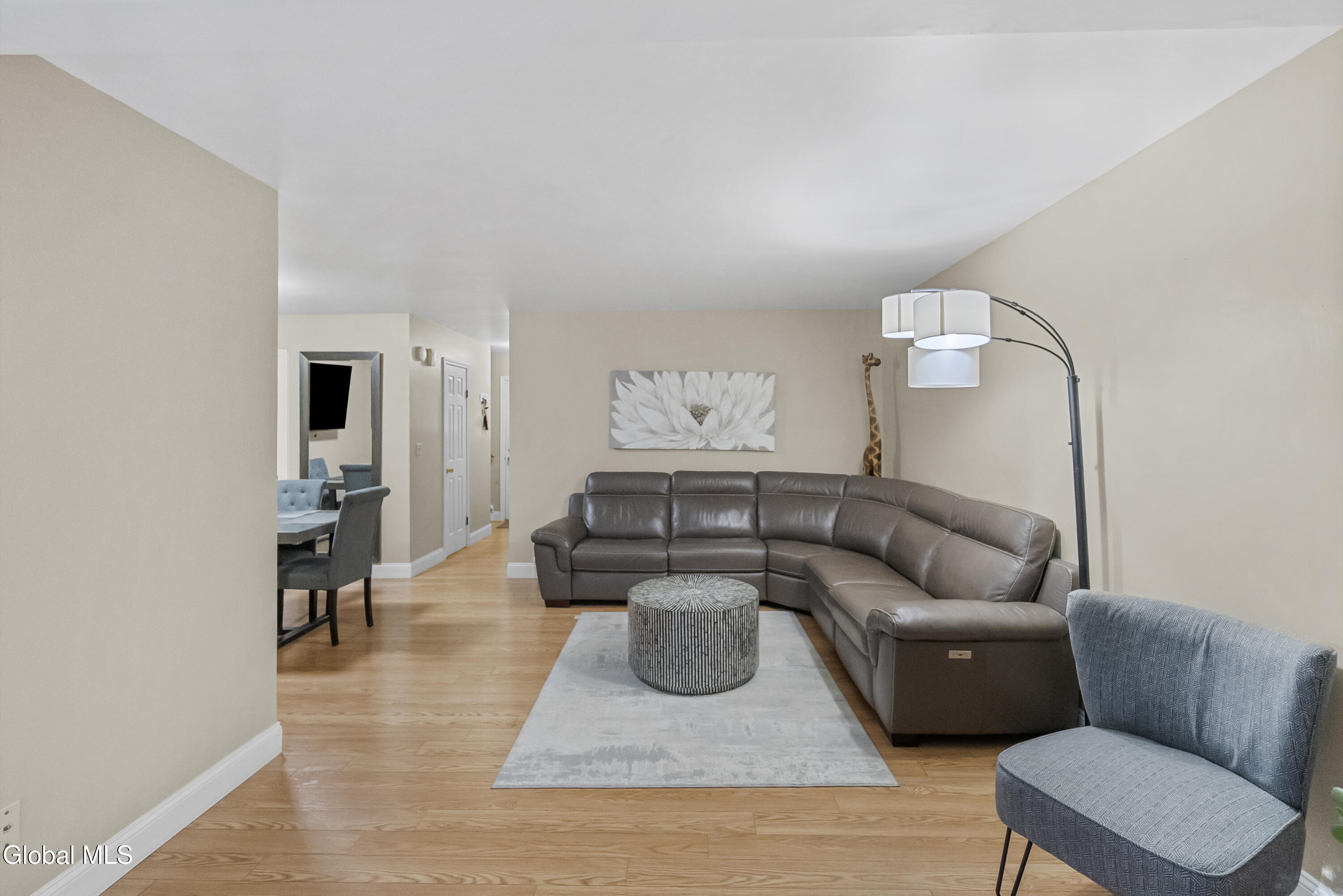 84 Velina Drive Albany NY 12203