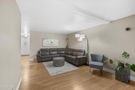 84 Velina Drive Albany NY 12203