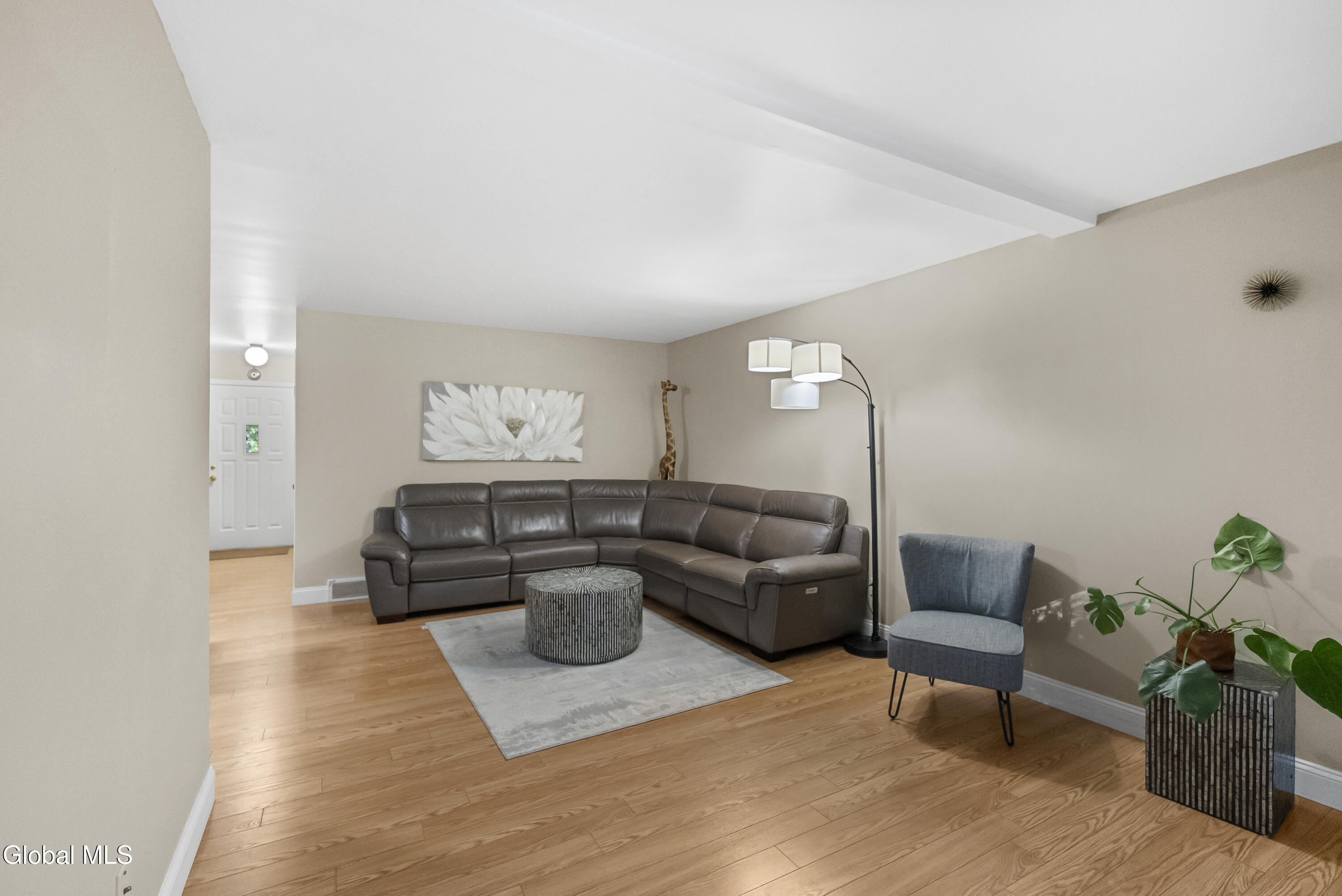84 Velina Drive Albany NY 12203