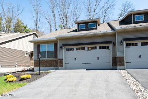 17 Canterbury Lane Delmar NY 12054