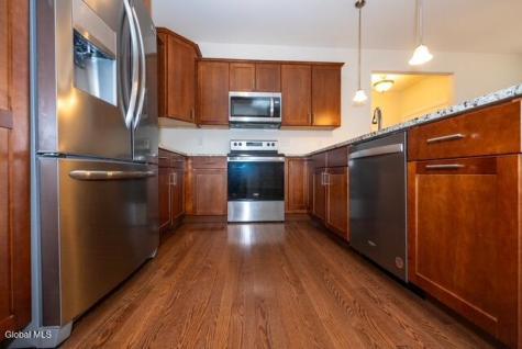 17 Canterbury Lane Delmar NY 12054