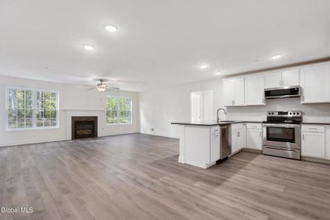 1 Hawthorne Drive Glenville NY 12302