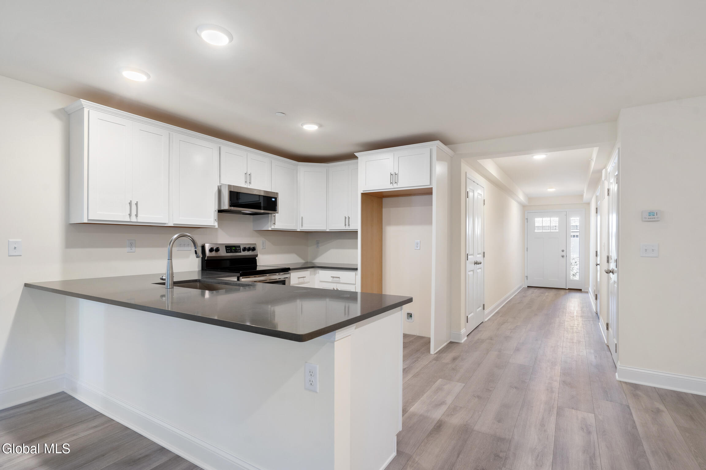 1 Hawthorne Drive Glenville NY 12302