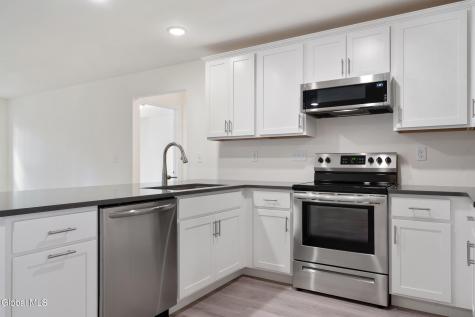 1 Hawthorne Drive Glenville NY 12302