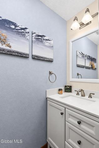 4 North Court Queensbury NY 12804
