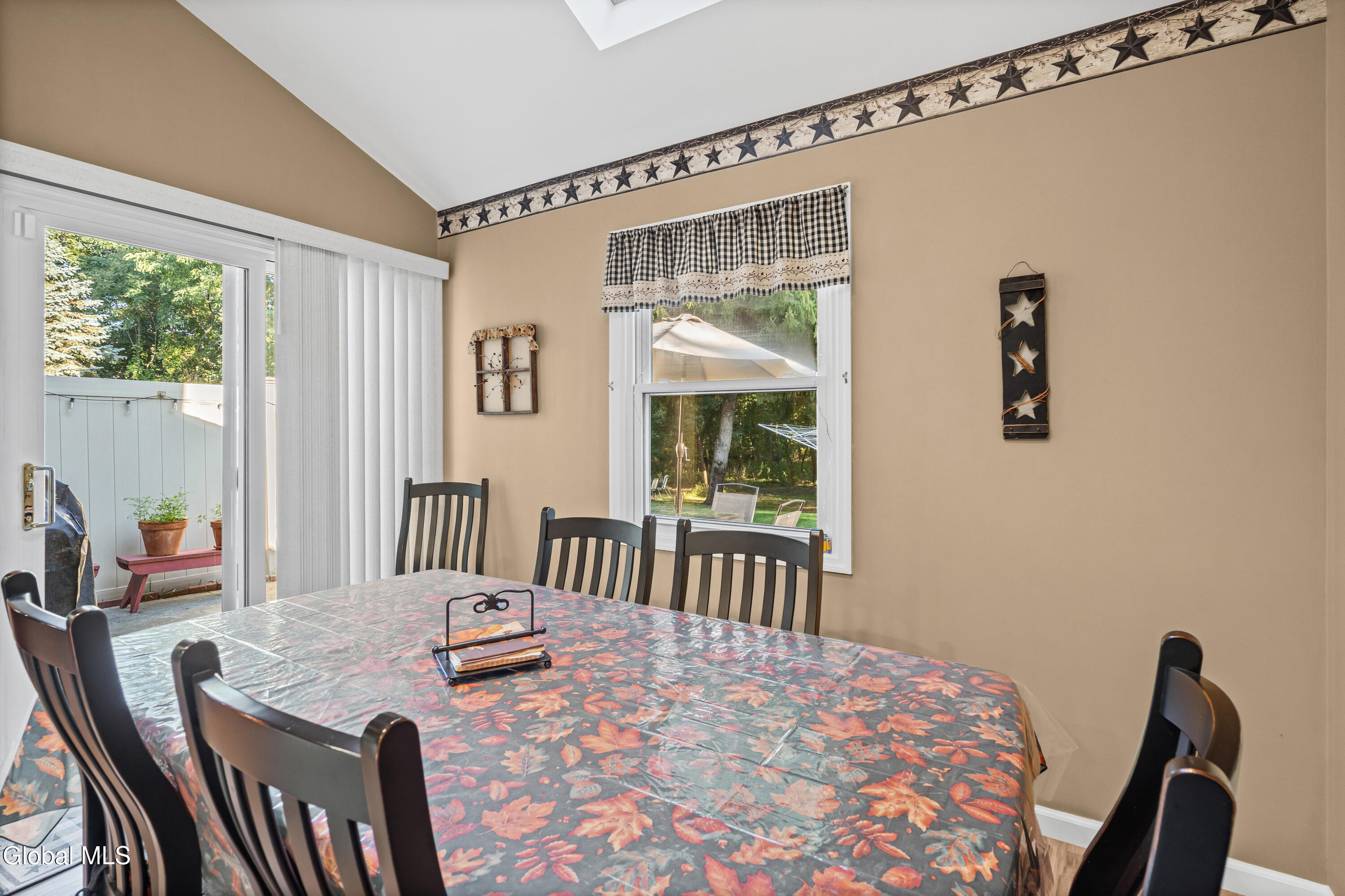 2063 Rosedale Way Guilderland NY 12303