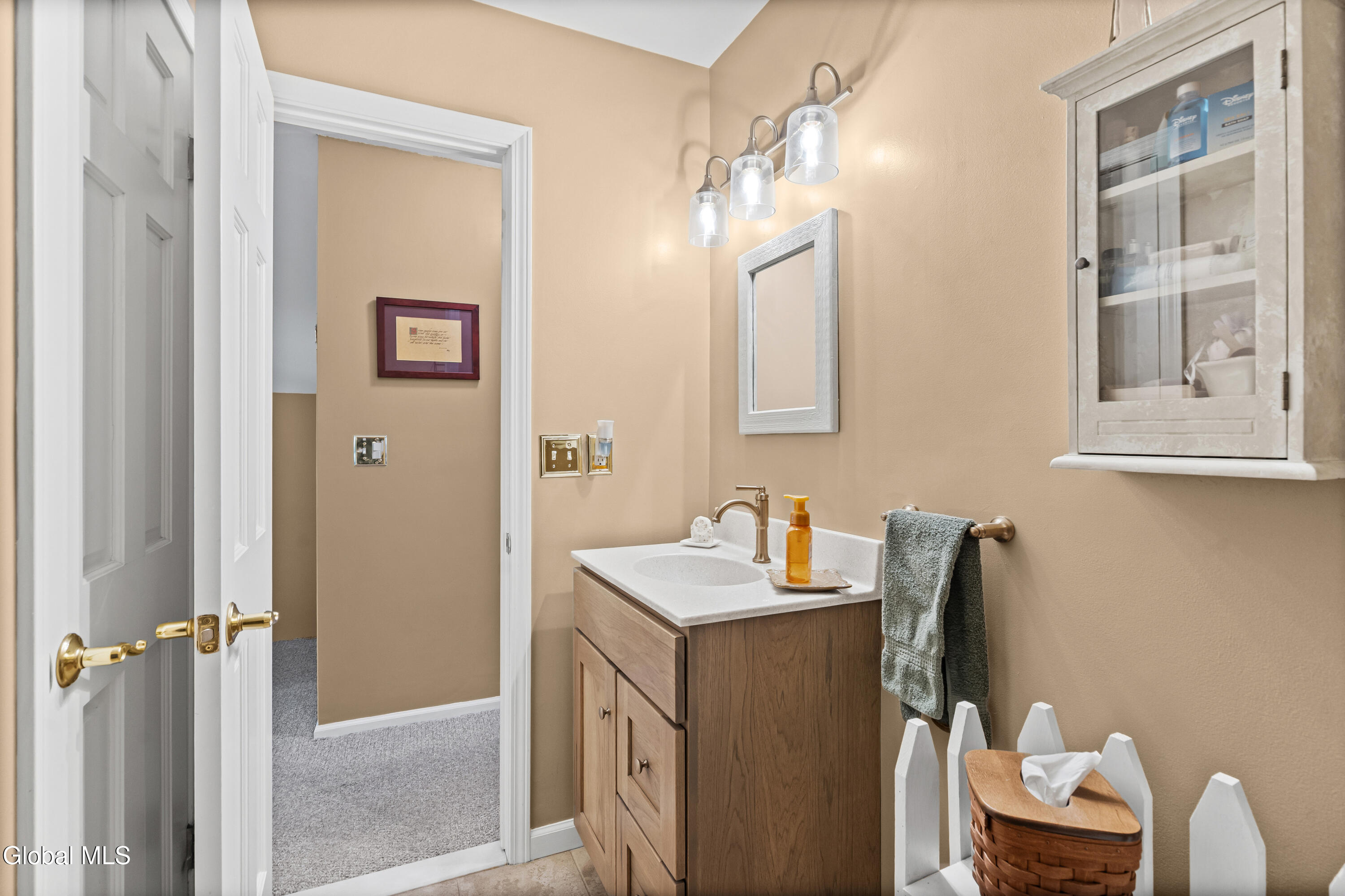2063 Rosedale Way Guilderland NY 12303