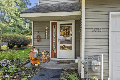 2063 Rosedale Way Guilderland NY 12303
