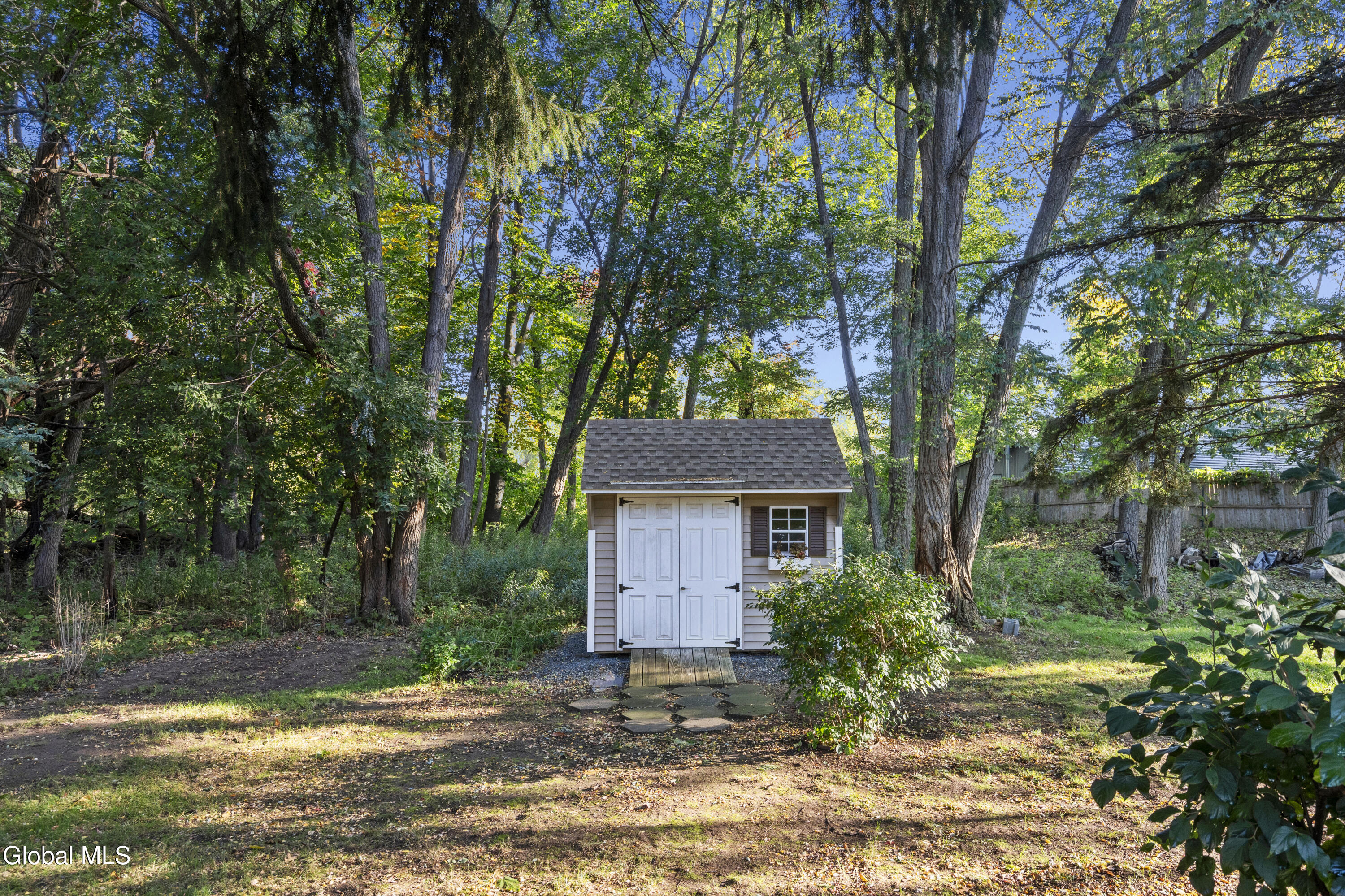 2063 Rosedale Way Guilderland NY 12303