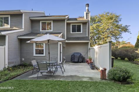 2063 Rosedale Way Guilderland NY 12303