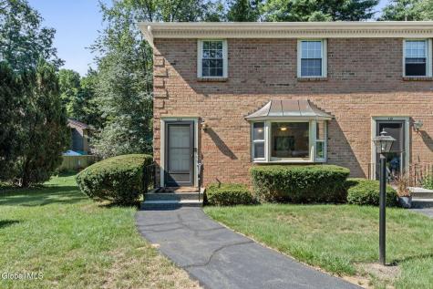 137 Point Of Woods Drive Albany NY 12203