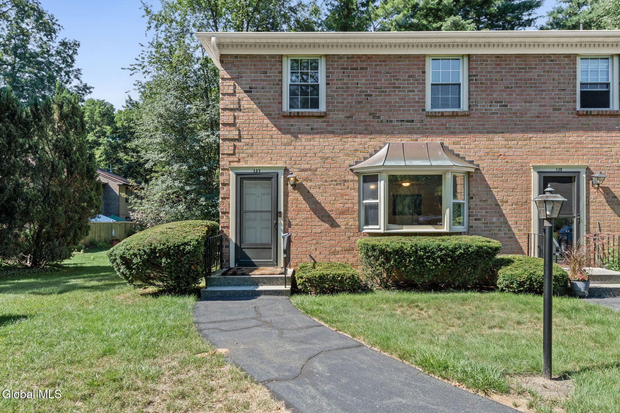 137 Point Of Woods Drive Albany NY 12203