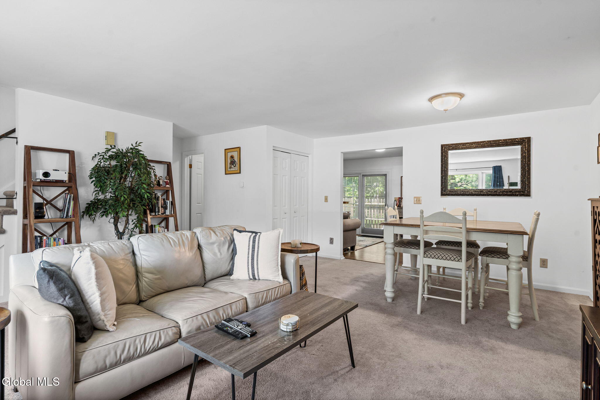 137 Point Of Woods Drive Albany NY 12203