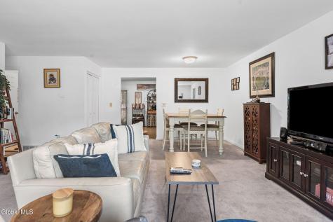 137 Point Of Woods Drive Albany NY 12203