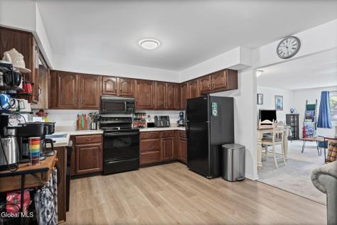 137 Point Of Woods Drive Albany NY 12203