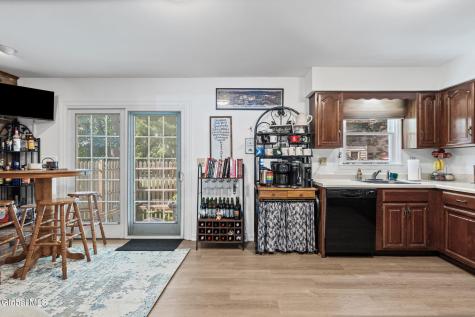 137 Point Of Woods Drive Albany NY 12203
