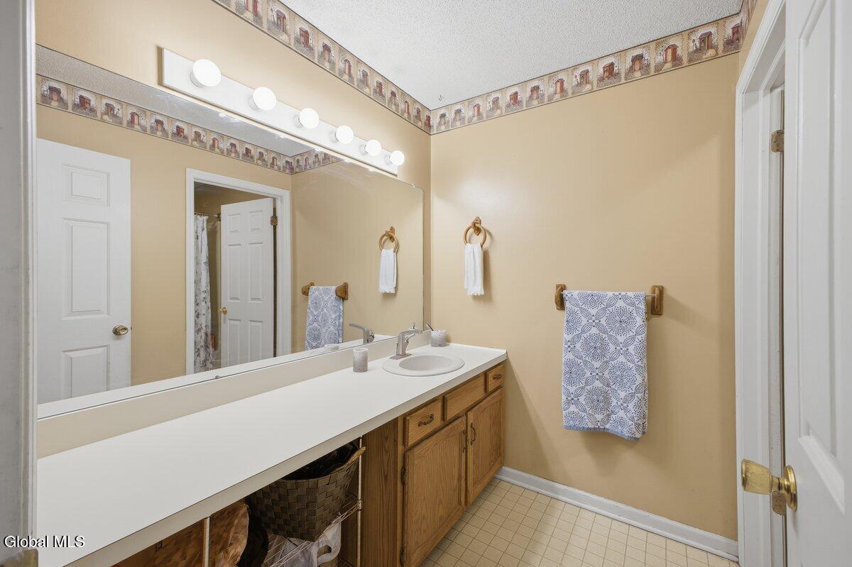 58 Castleberry Drive Gansevoort NY 12831