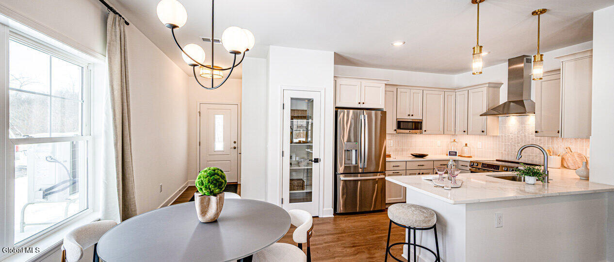 95 Reed's Hollow Saratoga Springs NY 12866