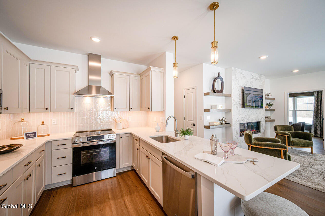 95 Reed's Hollow Saratoga Springs NY 12866