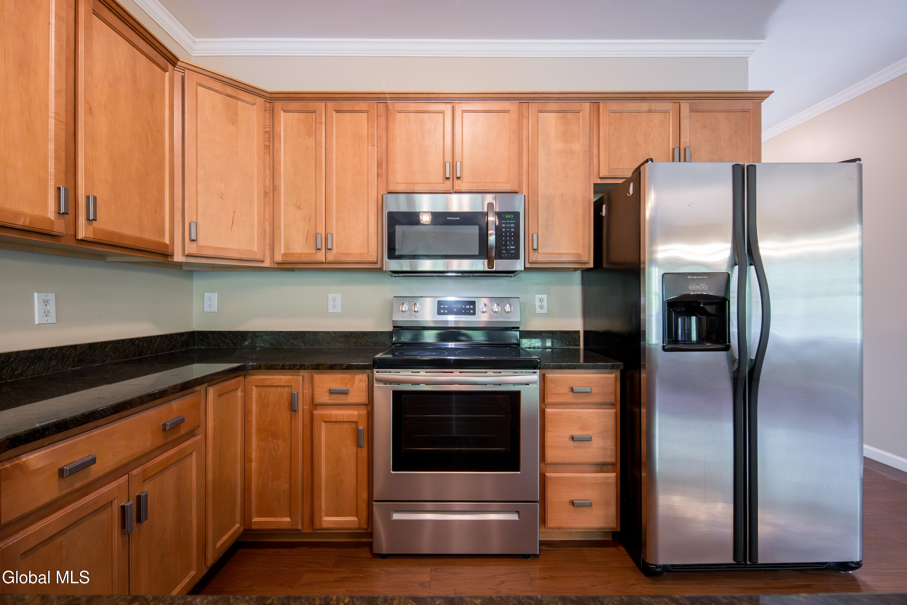 501 Avalon Place Cohoes NY 12047