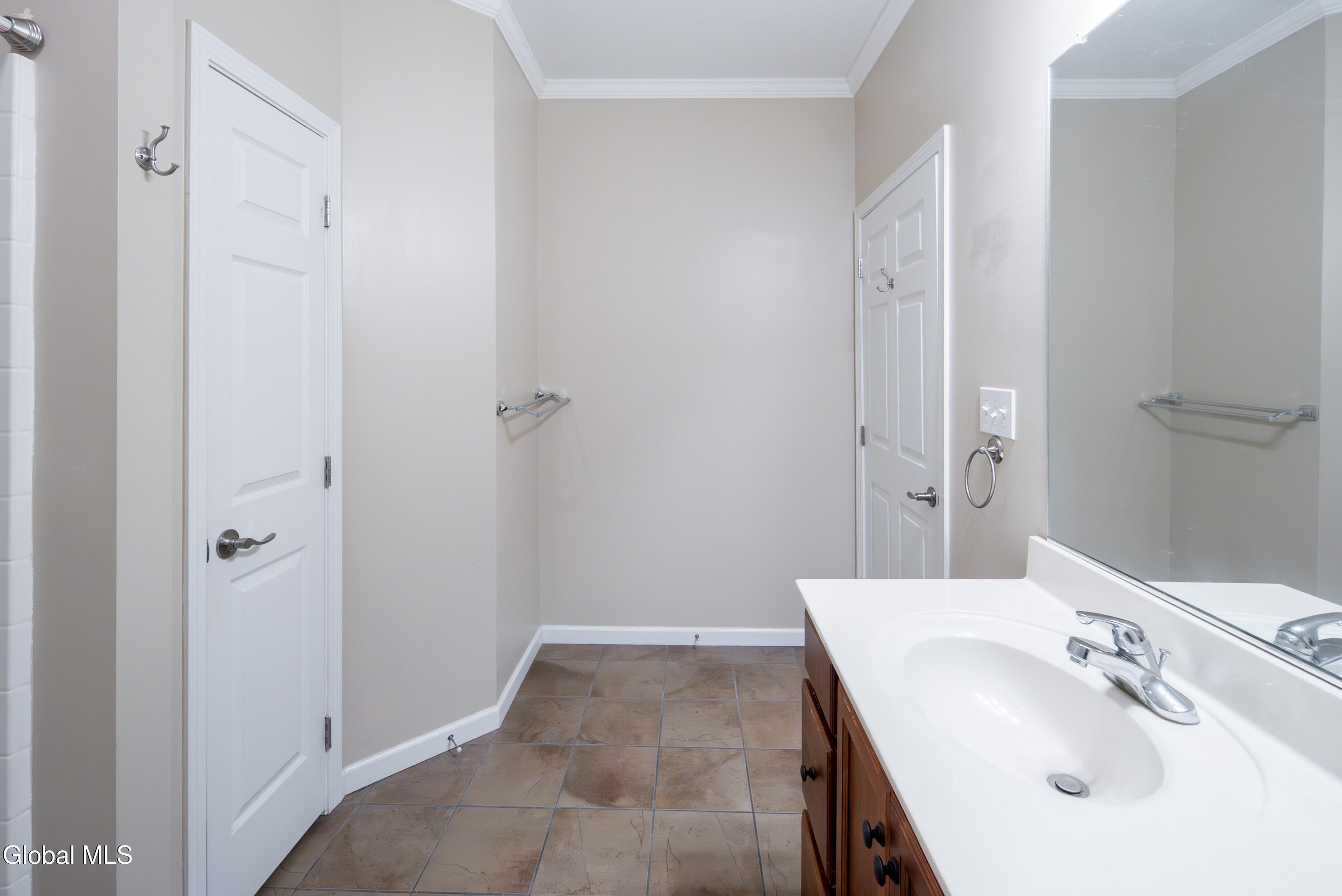 501 Avalon Place Cohoes NY 12047