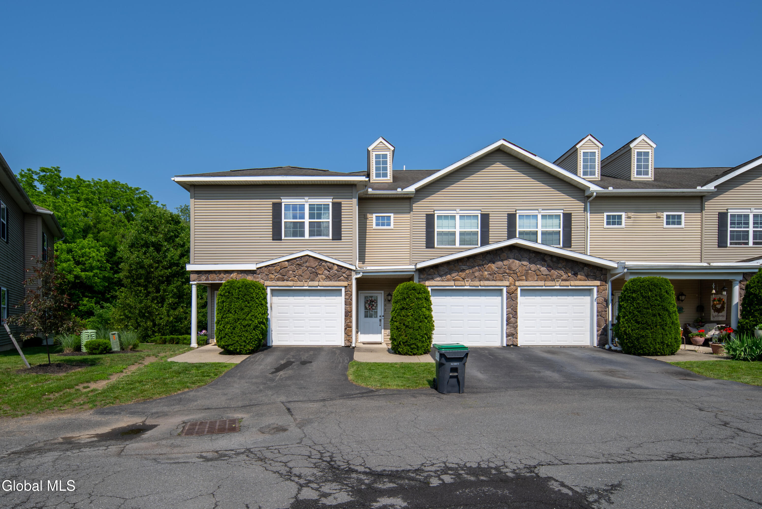 501 Avalon Place Cohoes NY 12047